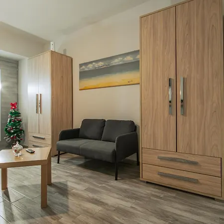 Free Parking - Da Raf Appartement